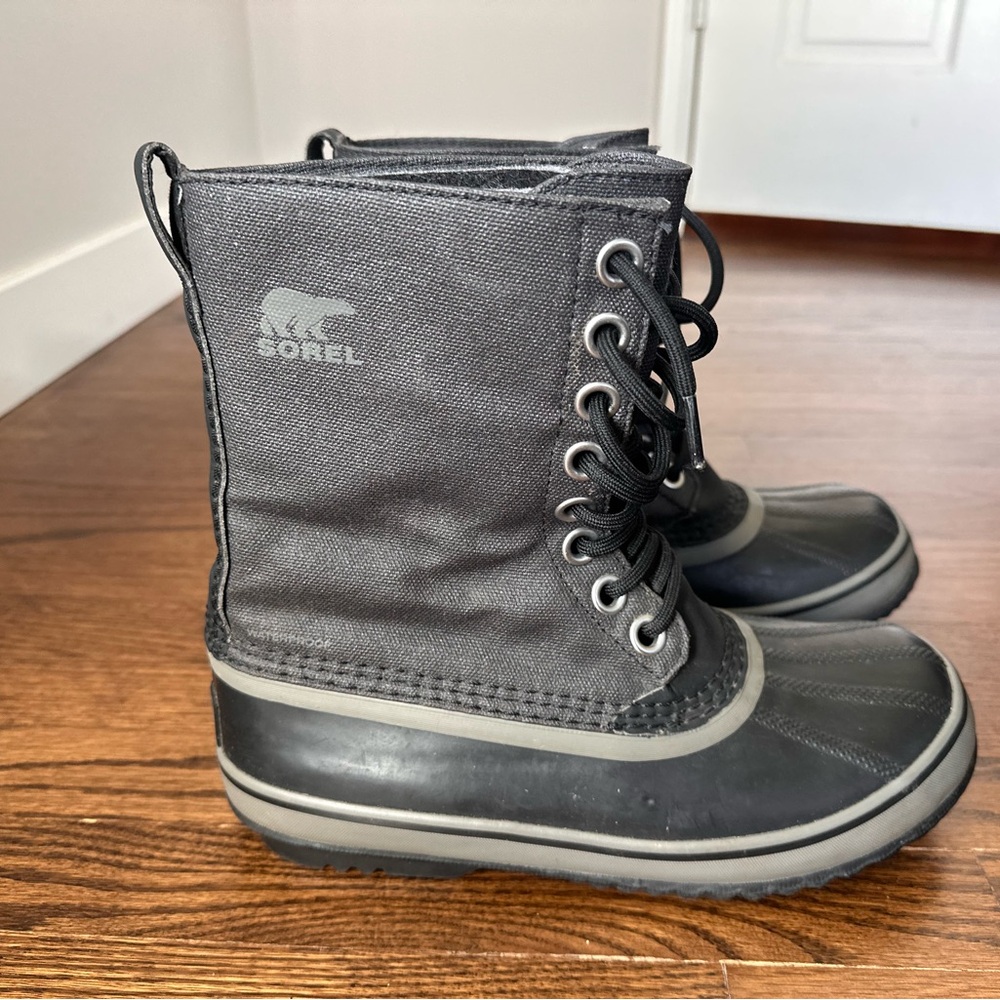 Sorel 1964 women's canva snow boot size 7